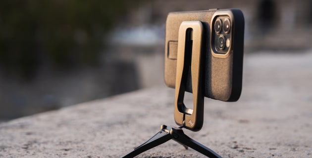 Review: Peak Design Everyday Loop case + mobile tripod - Australian ...