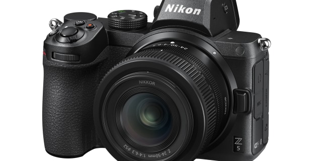 【10万→8万 最終値下げセール中！】Nikon Z5 3点セット 10万→8万 最終値下げセール中！】Nikon Z5 3点セット Nikon Z5